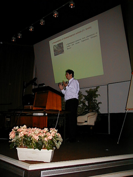 UIEIS_Versailles_20020916_11.43.55