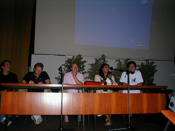 UIEIS_Versailles_20020918_17.00.22